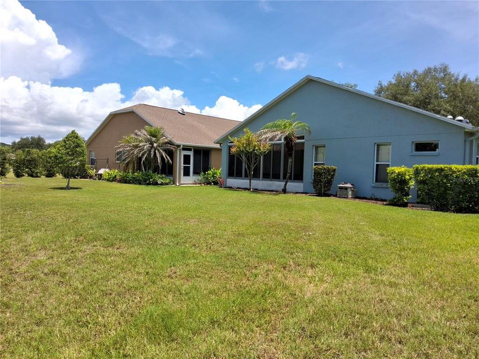 For Sale: $315,000 (3 beds, 2 baths, 1687 Square Feet)