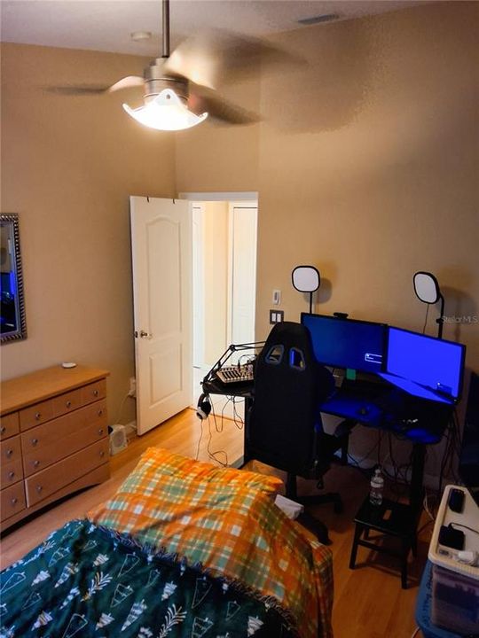 For Sale: $315,000 (3 beds, 2 baths, 1687 Square Feet)