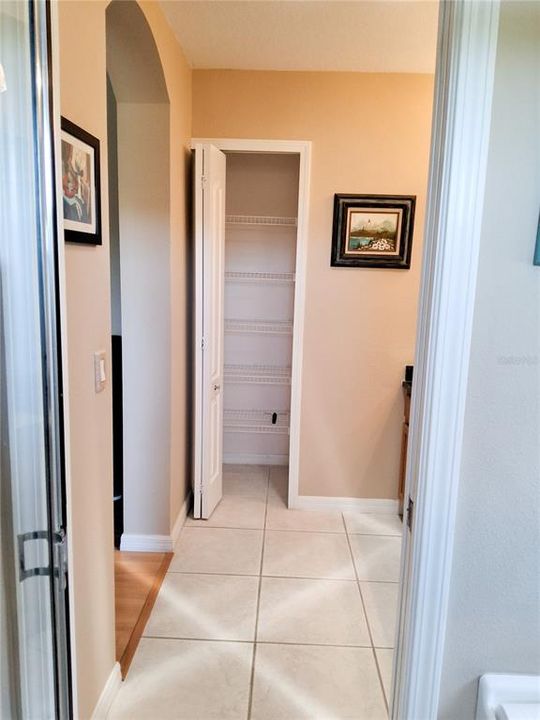 For Sale: $315,000 (3 beds, 2 baths, 1687 Square Feet)