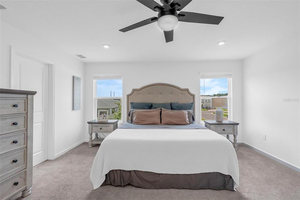 For Sale: $599,900 (3 beds, 2 baths, 2329 Square Feet)