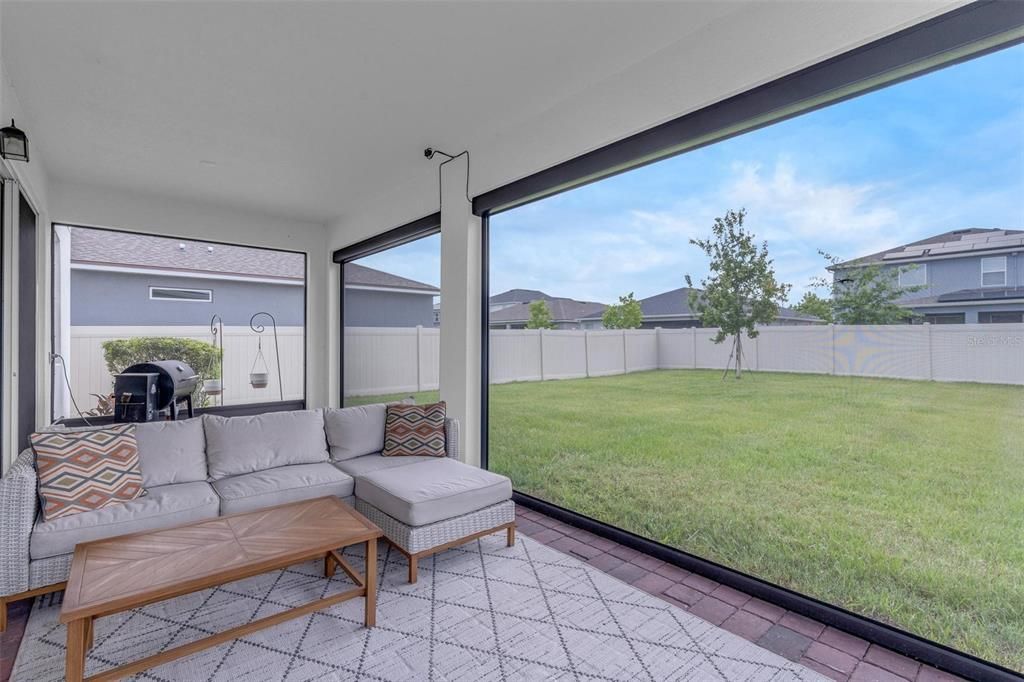 For Sale: $599,900 (3 beds, 2 baths, 2329 Square Feet)