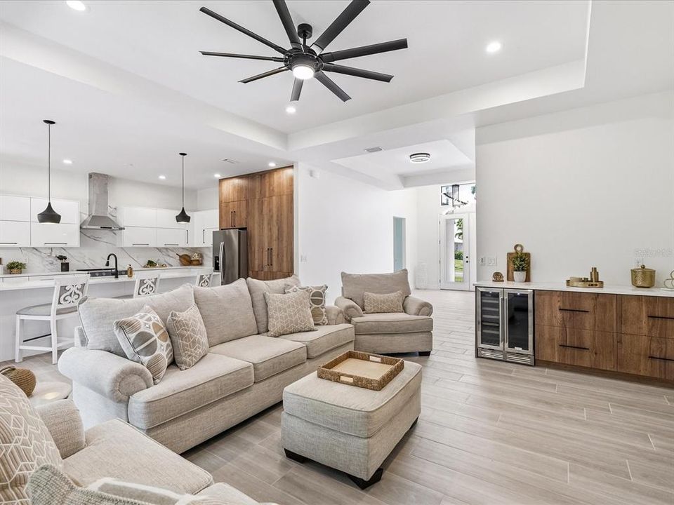 For Sale: $599,999 (4 beds, 3 baths, 2483 Square Feet)
