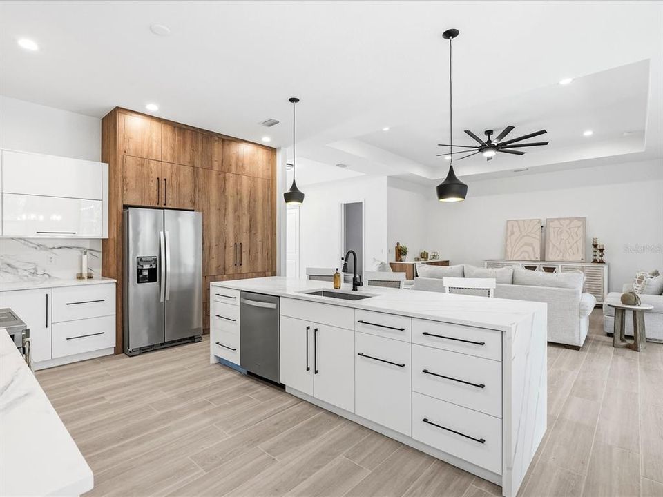 For Sale: $599,999 (4 beds, 3 baths, 2483 Square Feet)