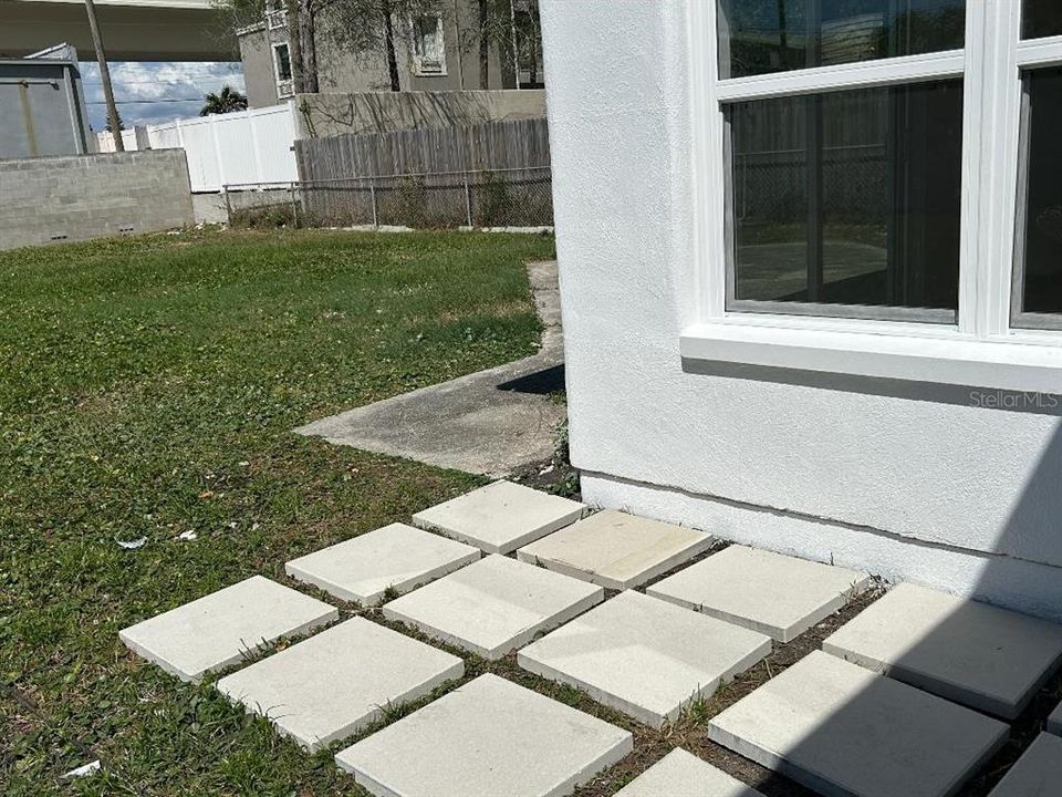 В аренду: $3,000 (3 спален, 2 ванн, 1180 Квадратных фут)