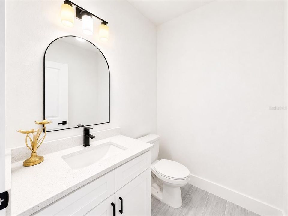 For Sale: $450,000 (4 beds, 2 baths, 2102 Square Feet)