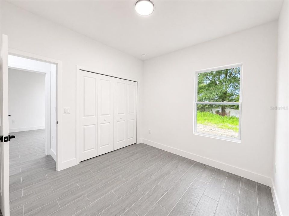 For Sale: $450,000 (4 beds, 2 baths, 2102 Square Feet)