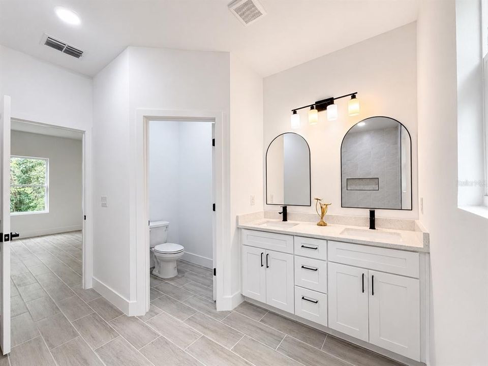For Sale: $450,000 (4 beds, 2 baths, 2102 Square Feet)