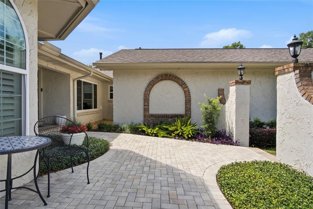 For Sale: $699,000 (4 beds, 3 baths, 2646 Square Feet)