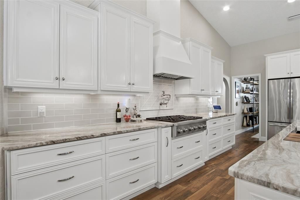 For Sale: $699,000 (4 beds, 3 baths, 2646 Square Feet)