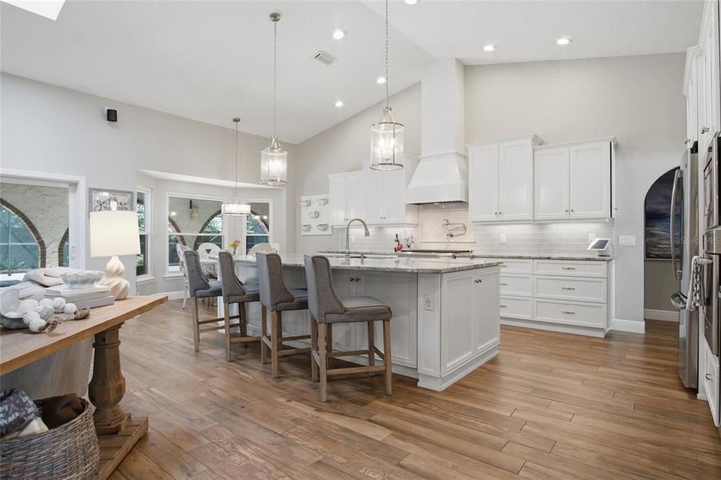 For Sale: $699,000 (4 beds, 3 baths, 2646 Square Feet)