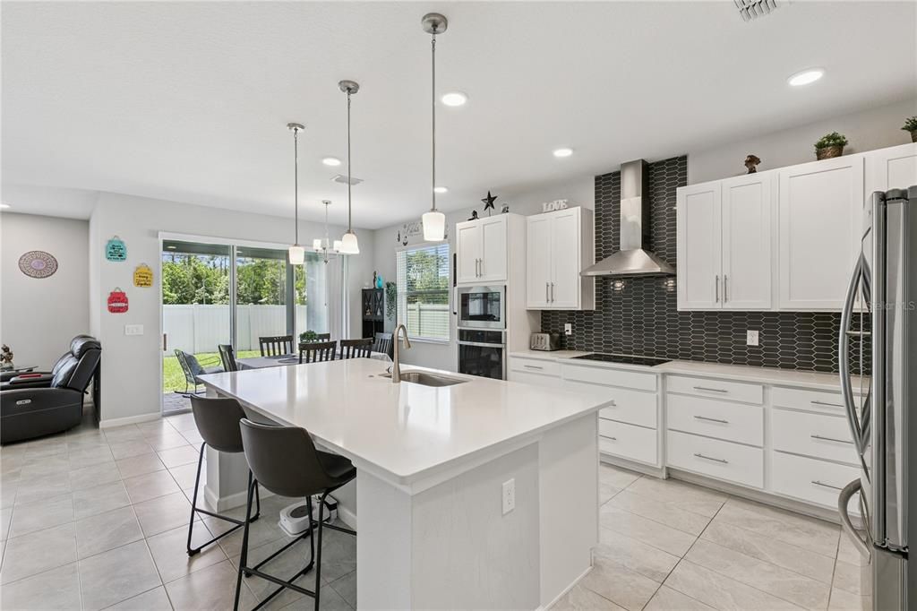 For Sale: $739,900 (4 beds, 3 baths, 2536 Square Feet)