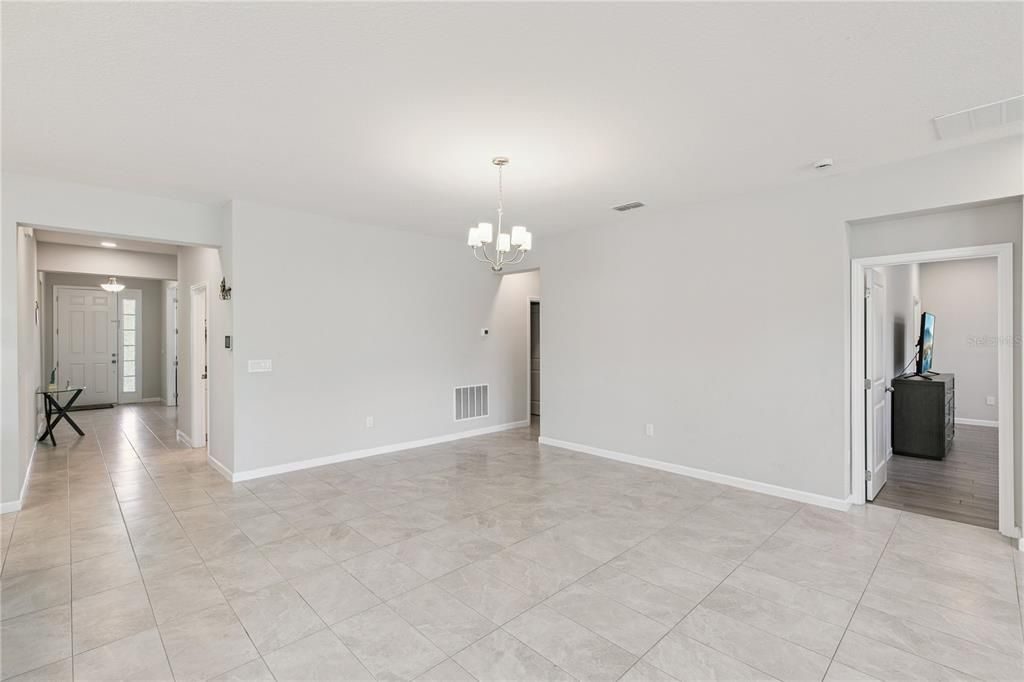 For Sale: $739,900 (4 beds, 3 baths, 2536 Square Feet)