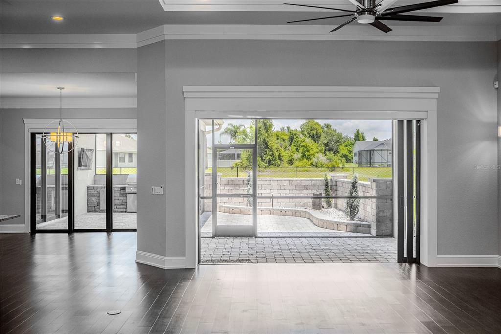 For Sale: $879,000 (3 beds, 3 baths, 3160 Square Feet)