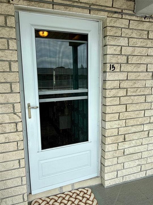 For Sale: $125,000 (1 beds, 1 baths, 765 Square Feet)
