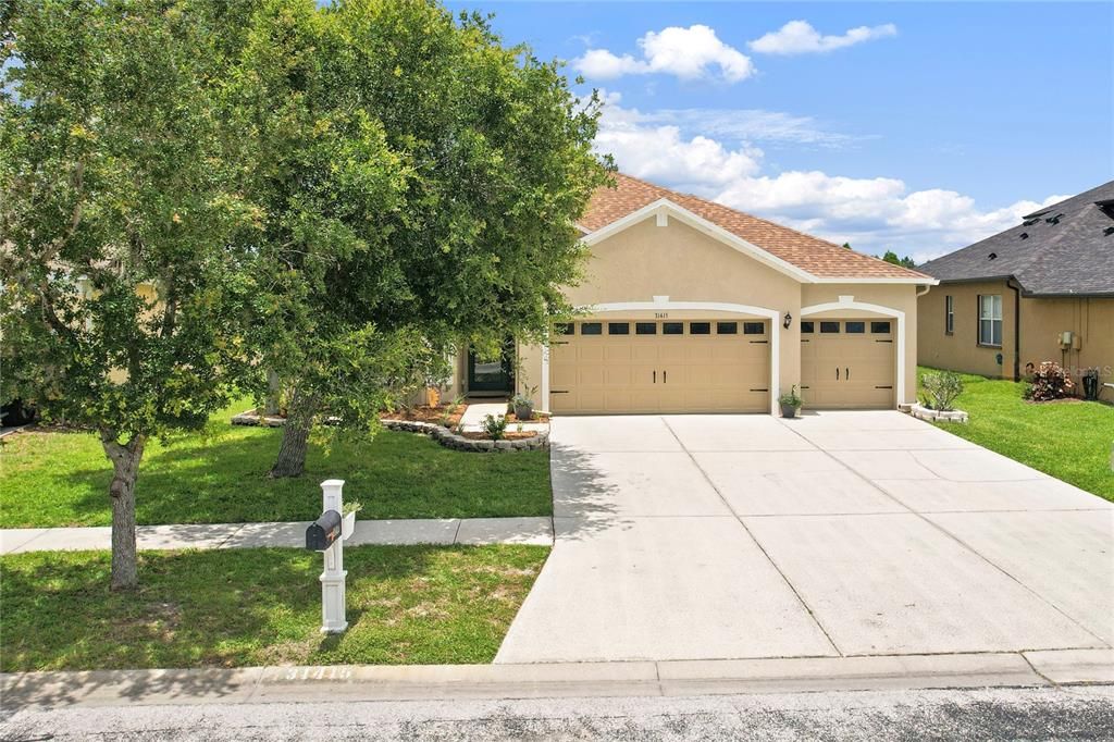 For Sale: $465,000 (4 beds, 3 baths, 2147 Square Feet)