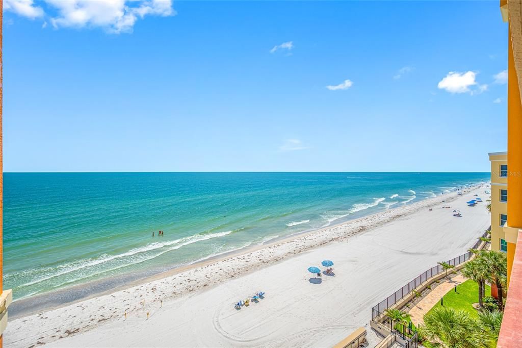 For Sale: $1,095,000 (2 beds, 2 baths, 1340 Square Feet)