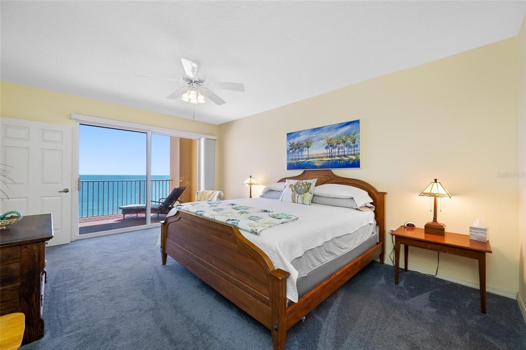 For Sale: $1,095,000 (2 beds, 2 baths, 1340 Square Feet)