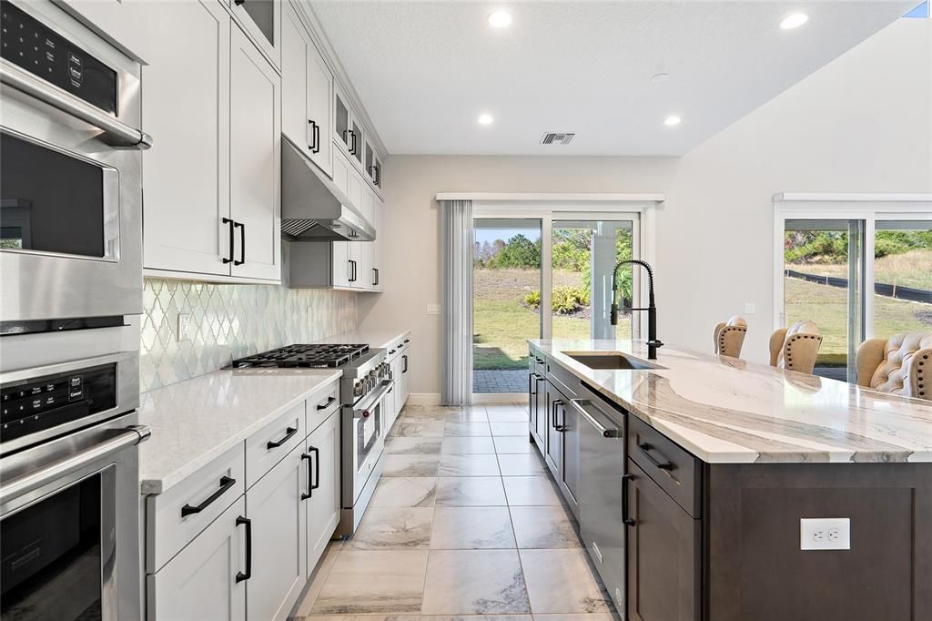 En Venta: $2,097,000 (5 camas, 4 baños, 4417 Pies cuadrados)