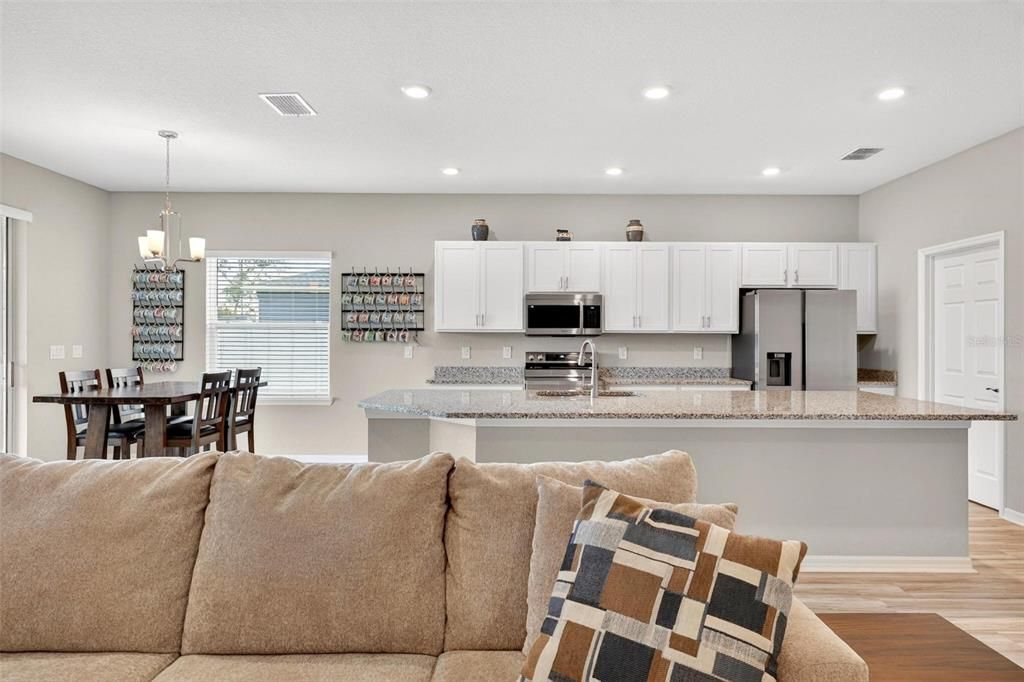 For Sale: $369,900 (4 beds, 2 baths, 2024 Square Feet)