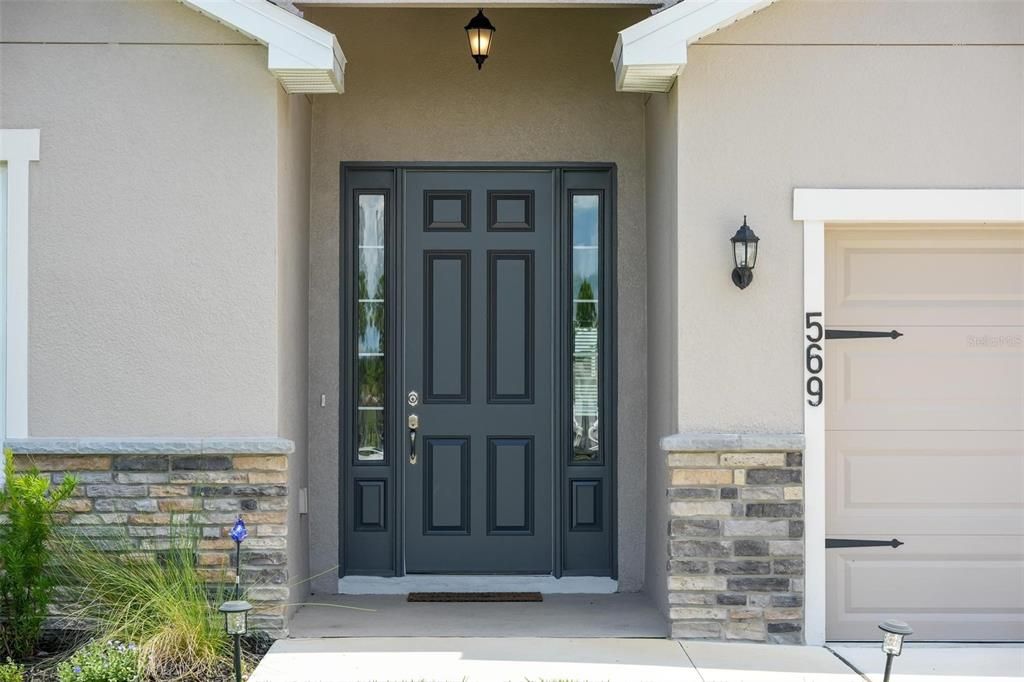 For Sale: $369,900 (4 beds, 2 baths, 2024 Square Feet)