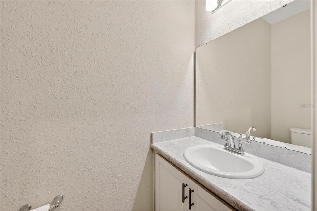 For Sale: $369,900 (4 beds, 2 baths, 2024 Square Feet)