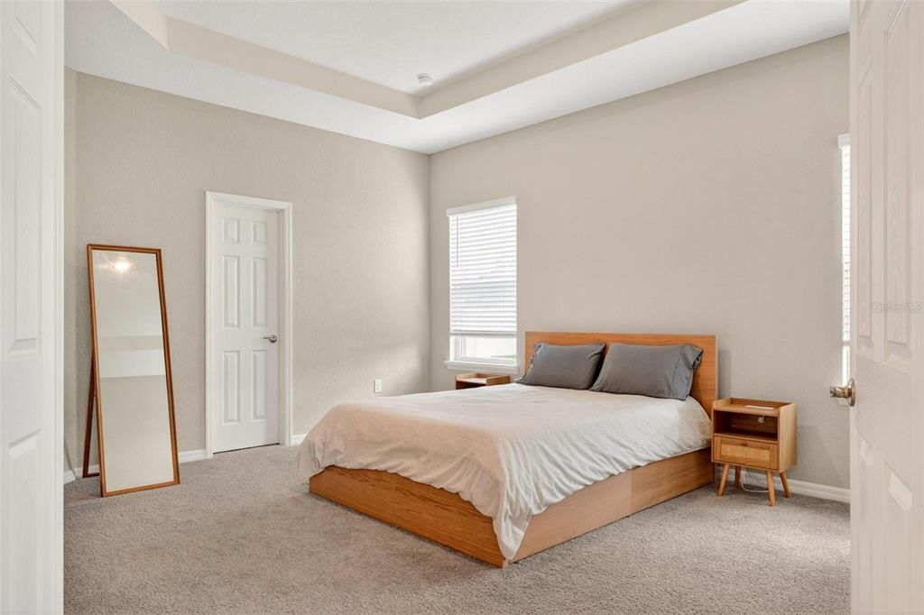 For Sale: $369,900 (4 beds, 2 baths, 2024 Square Feet)