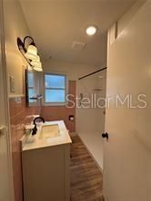 For Rent: $2,000 (2 beds, 1 baths, 1100 Square Feet)