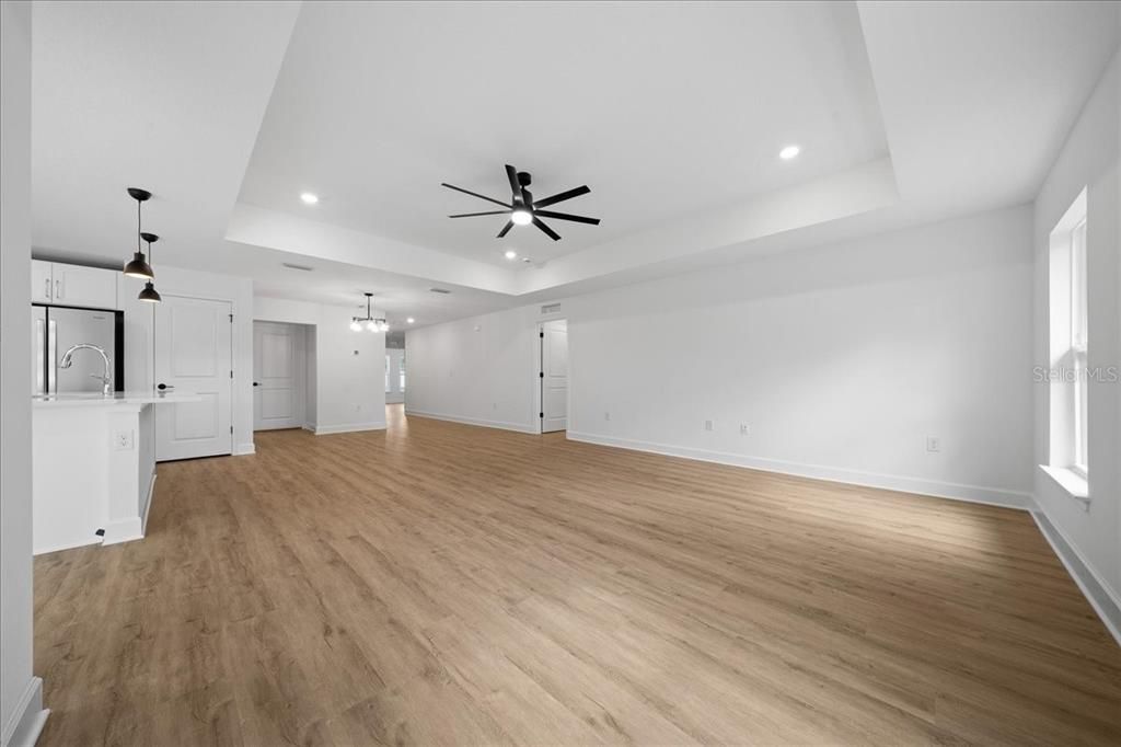 En Venta: $349,990 (3 camas, 2 baños, 1580 Pies cuadrados)