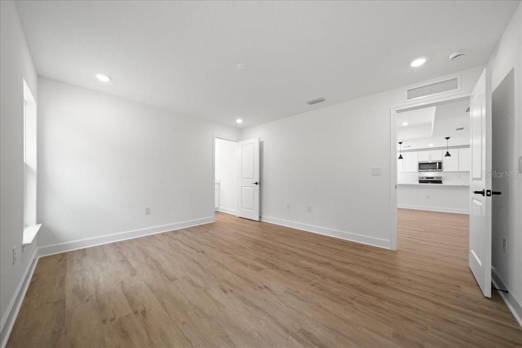 En Venta: $349,990 (3 camas, 2 baños, 1580 Pies cuadrados)