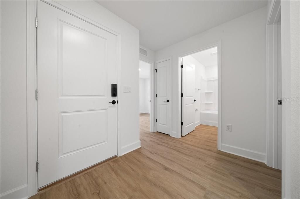 En Venta: $349,990 (3 camas, 2 baños, 1580 Pies cuadrados)