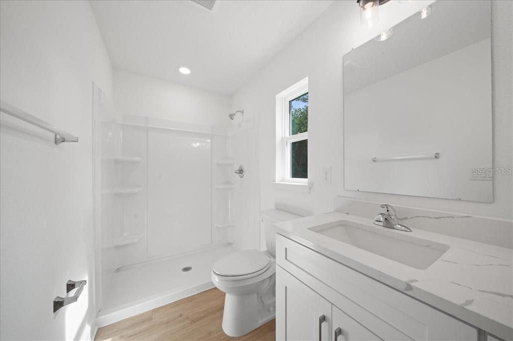En Venta: $349,990 (3 camas, 2 baños, 1580 Pies cuadrados)