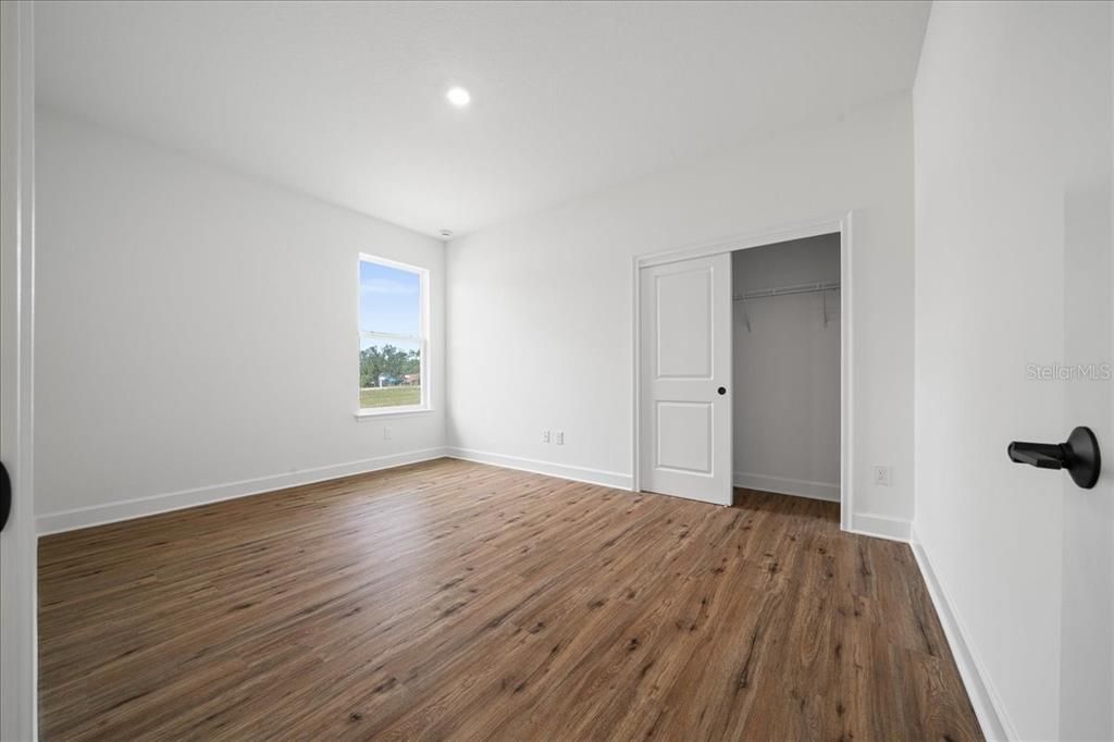 En Venta: $419,990 (4 camas, 3 baños, 2061 Pies cuadrados)