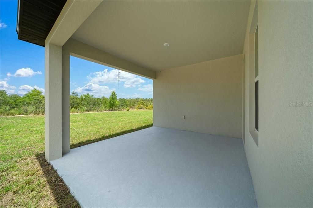 На продажу: $414,900 (4 спален, 3 ванн, 2061 Квадратных фут)