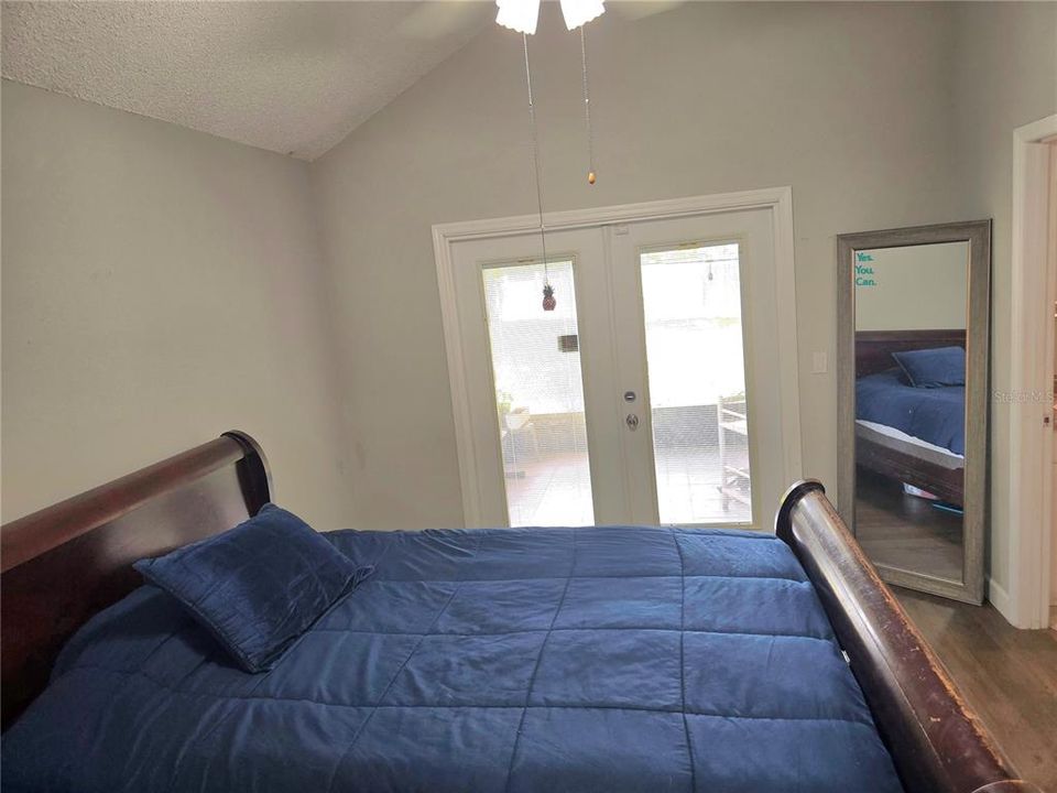 For Sale: $465,000 (4 beds, 2 baths, 1903 Square Feet)