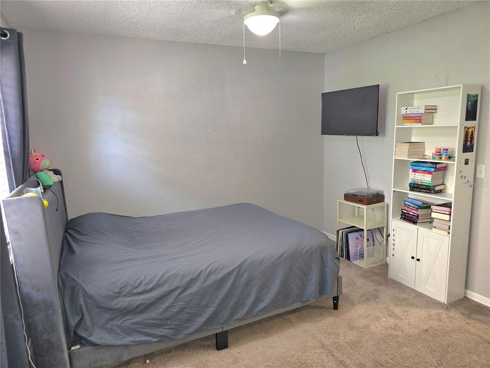 For Sale: $465,000 (4 beds, 2 baths, 1903 Square Feet)
