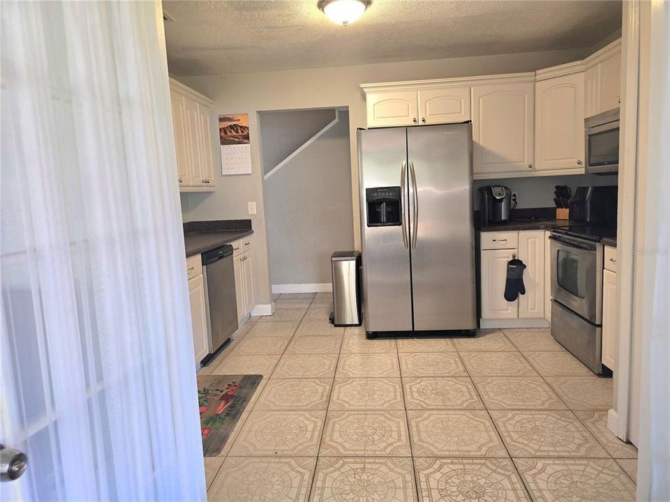 For Sale: $465,000 (4 beds, 2 baths, 1903 Square Feet)