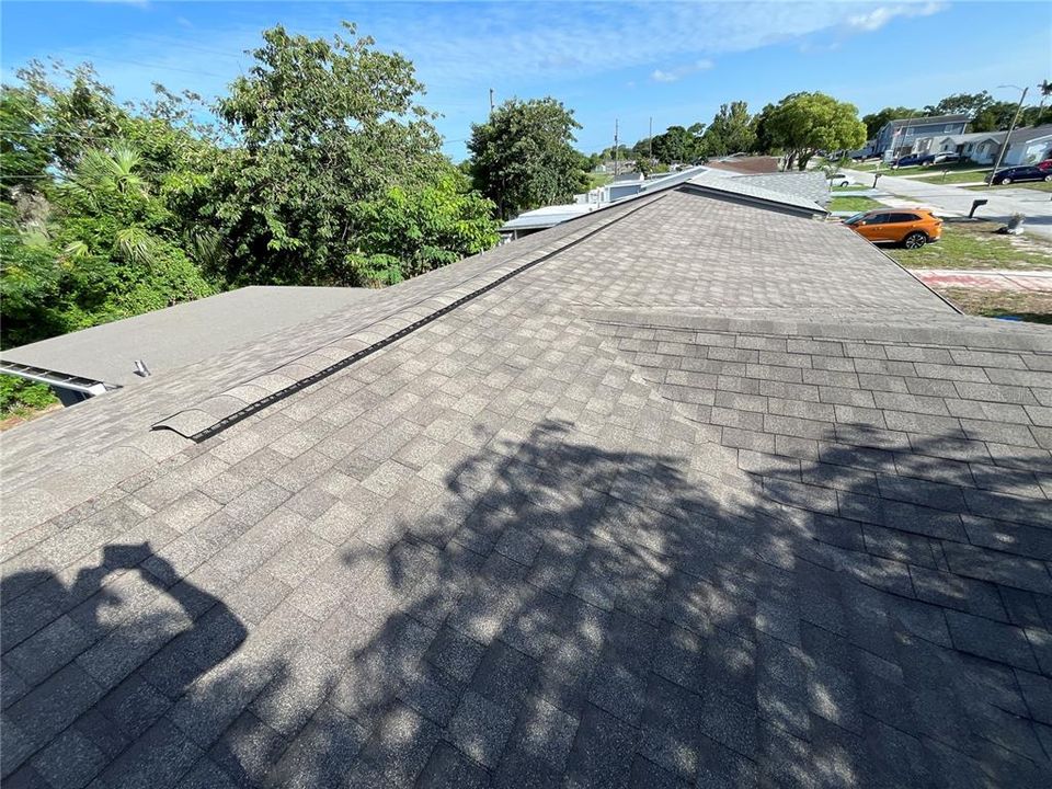 На продажу: $288,900 (3 спален, 2 ванн, 1392 Квадратных фут)