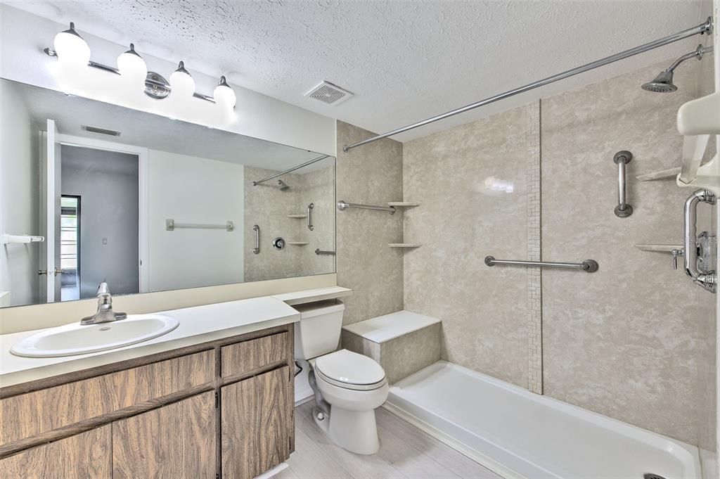 For Sale: $380,000 (3 beds, 2 baths, 1575 Square Feet)