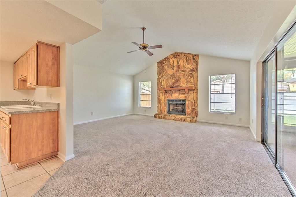 For Sale: $380,000 (3 beds, 2 baths, 1575 Square Feet)