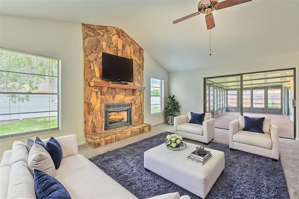For Sale: $380,000 (3 beds, 2 baths, 1575 Square Feet)
