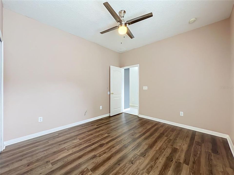 En Venta: $440,000 (4 camas, 3 baños, 2366 Pies cuadrados)