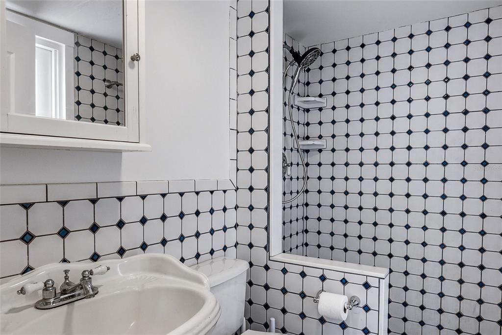 En Venta: $560,000 (3 camas, 2 baños, 1599 Pies cuadrados)