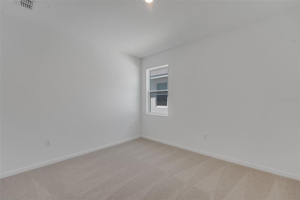 На продажу: $312,990 (4 спален, 3 ванн, 2417 Квадратных фут)