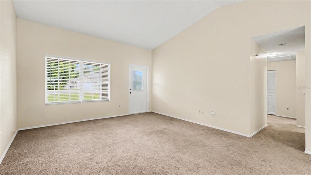 En Venta: $185,000 (3 camas, 2 baños, 1128 Pies cuadrados)