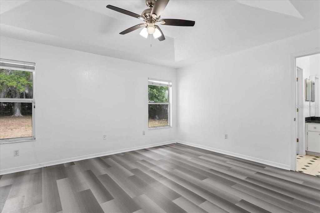 For Sale: $415,000 (4 beds, 3 baths, 2127 Square Feet)