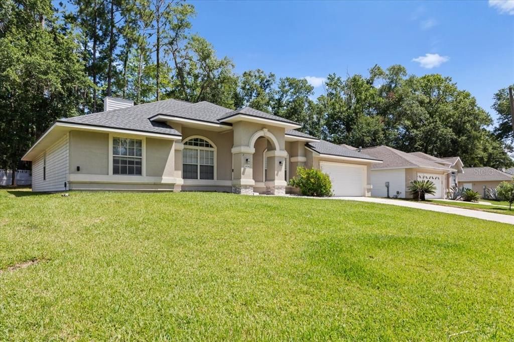 For Sale: $415,000 (4 beds, 3 baths, 2127 Square Feet)