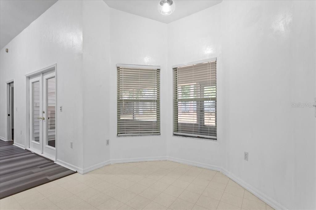 For Sale: $415,000 (4 beds, 3 baths, 2127 Square Feet)