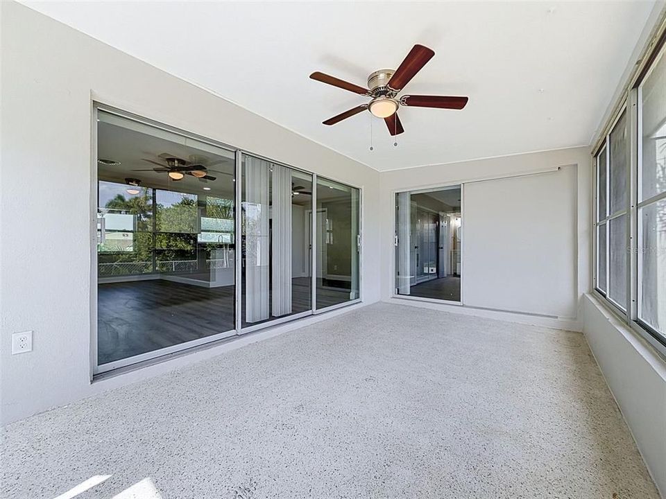 For Sale: $350,000 (3 beds, 2 baths, 1192 Square Feet)