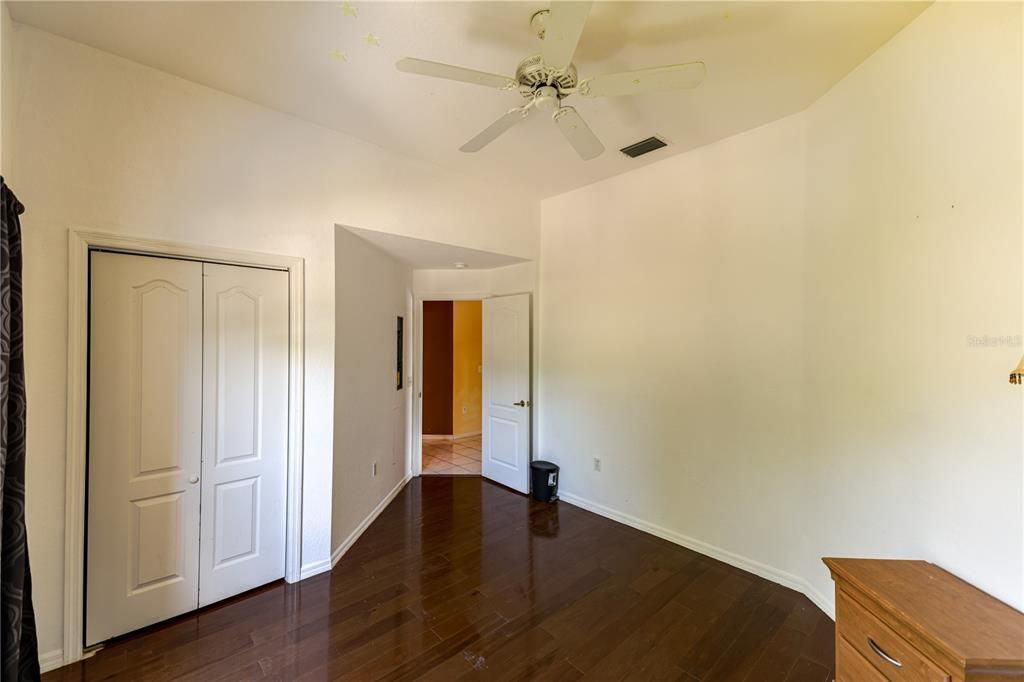 For Sale: $550,000 (4 beds, 3 baths, 2708 Square Feet)