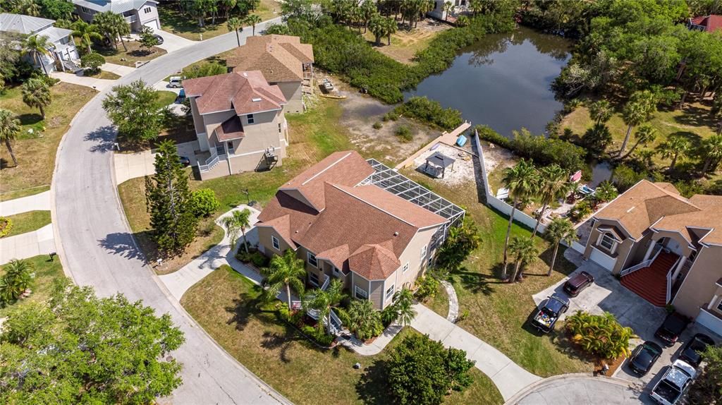 For Sale: $550,000 (4 beds, 3 baths, 2708 Square Feet)